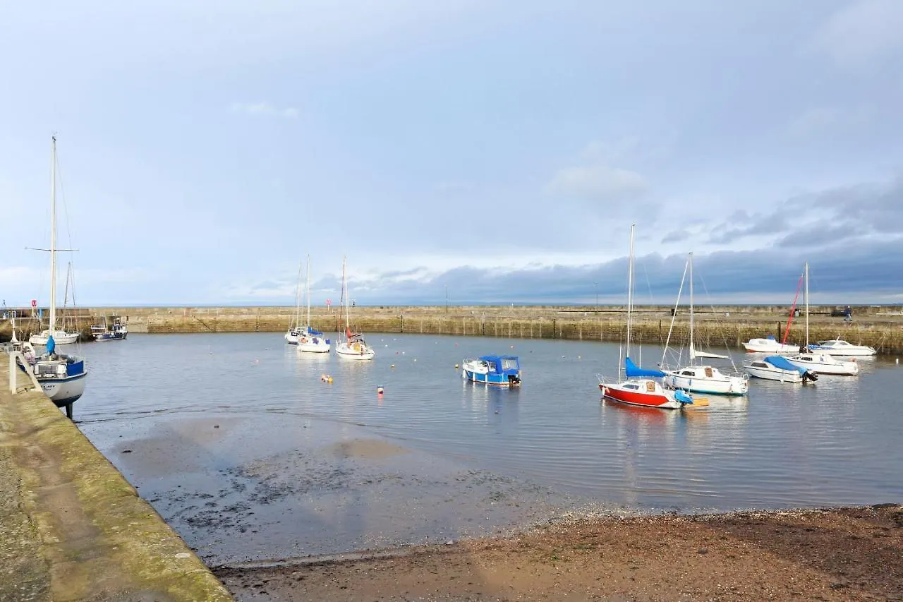 Musselburgh - Stylish 3 Bed With Stunning Sea Views Apartment Edinburgh